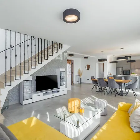 Holiday home Vatovac By Interhome *